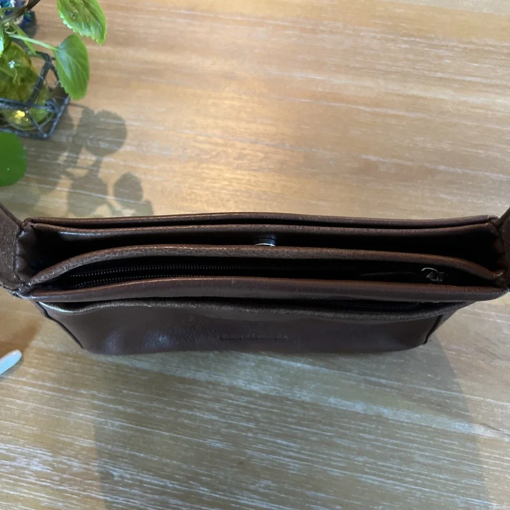 STONE MOUNTAIN  Shoulder Bag‎ Purse Handbag  Leather EUC